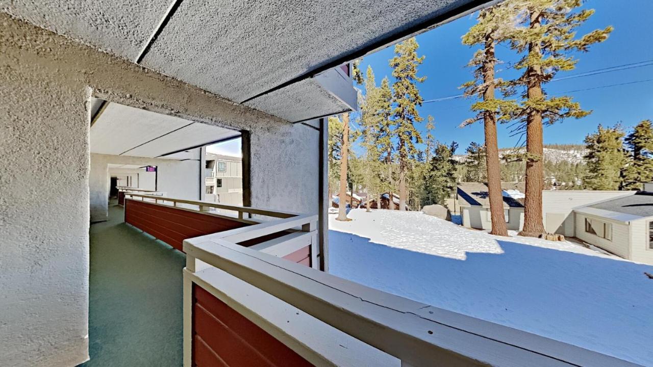 ממות' לייקס Two Bedroom Condos With Mountain Views At 1849 Condos מראה חיצוני תמונה