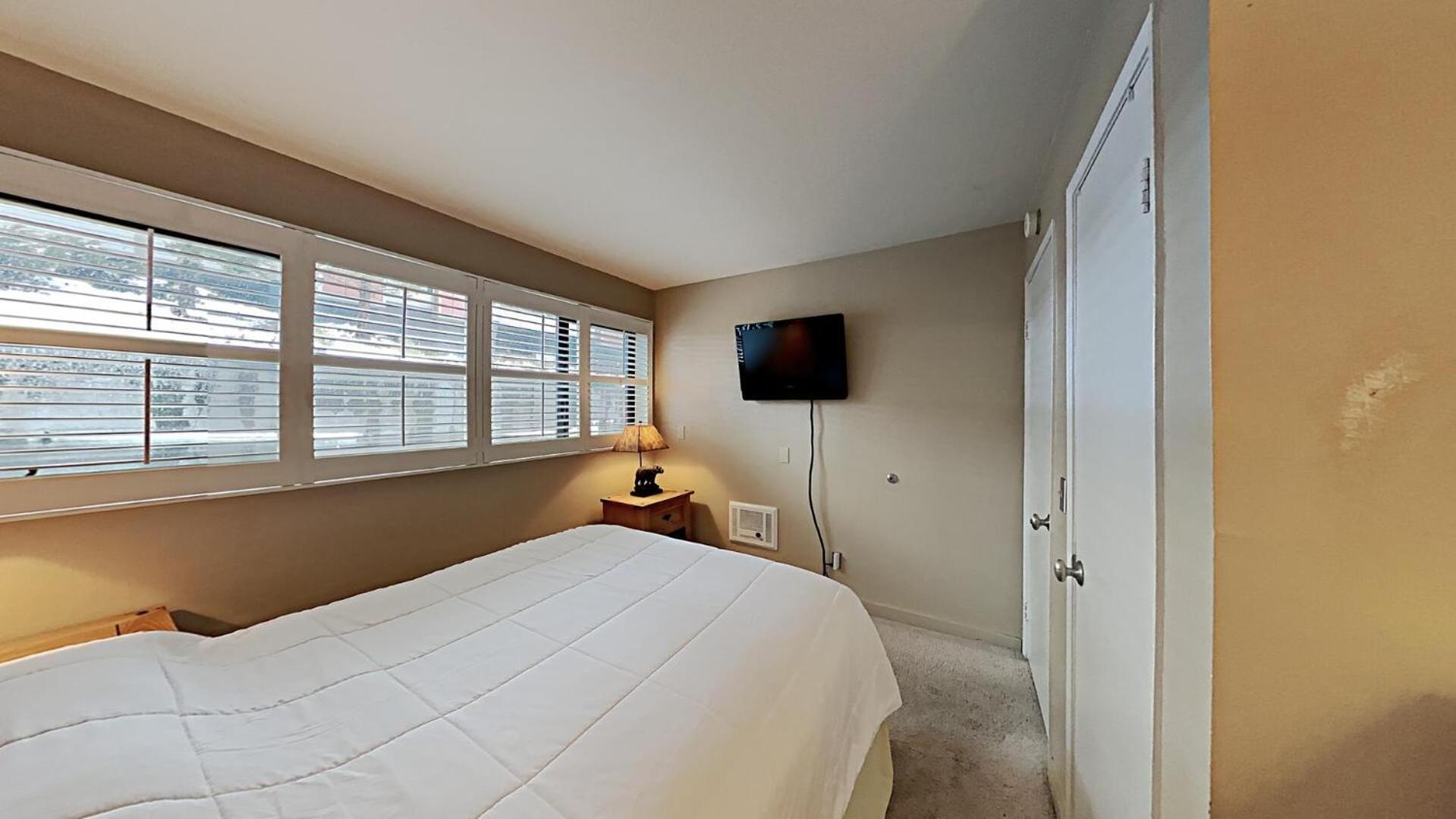 ממות' לייקס Two Bedroom Condos With Mountain Views At 1849 Condos חדר תמונה